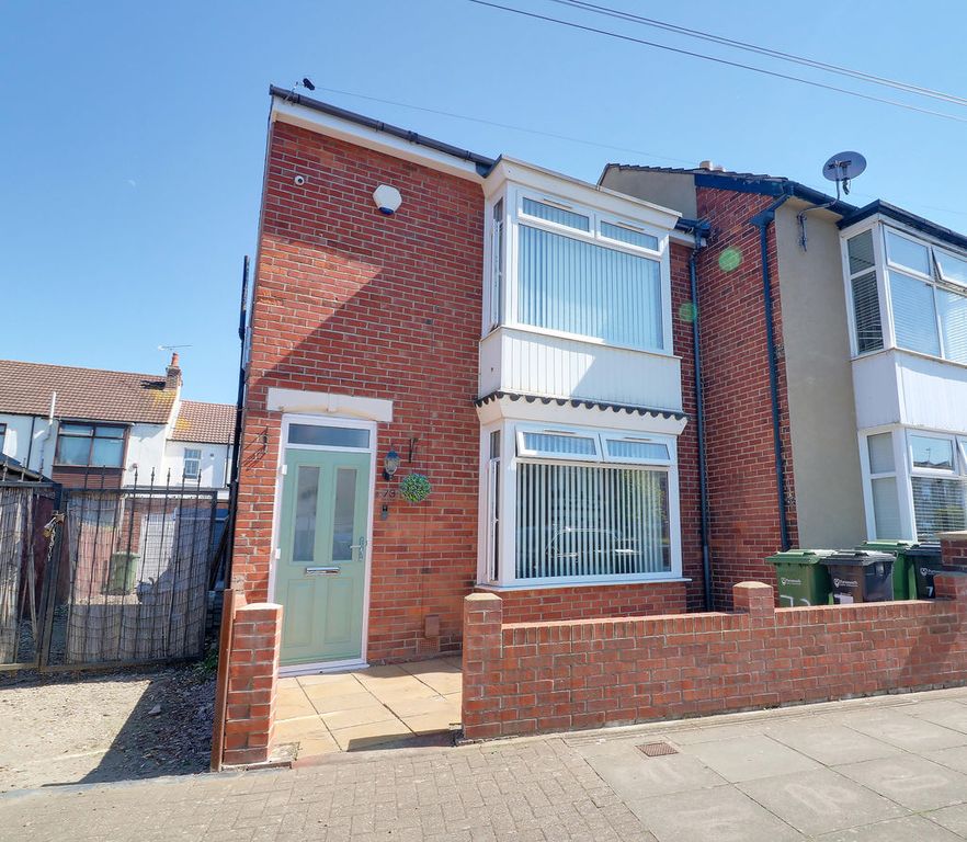 Property photo 2 of 21 Front