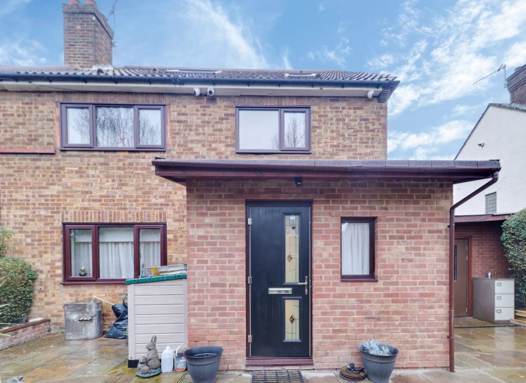 Property photo 1 of 21