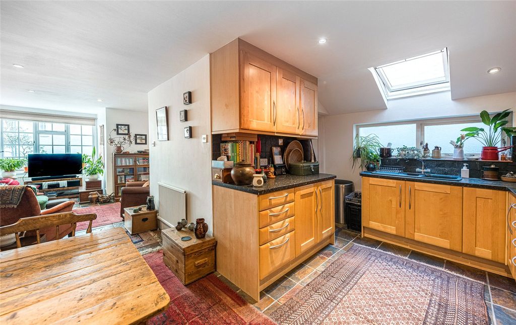 Property photo 3 of 11 Picture No. 08