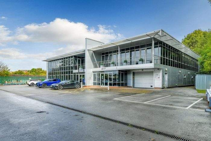 Property photo 1 of 7