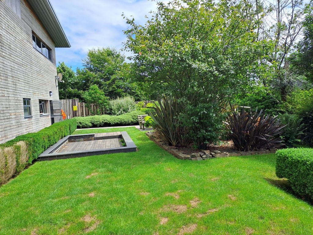 Property photo 3 of 28 Photo 2