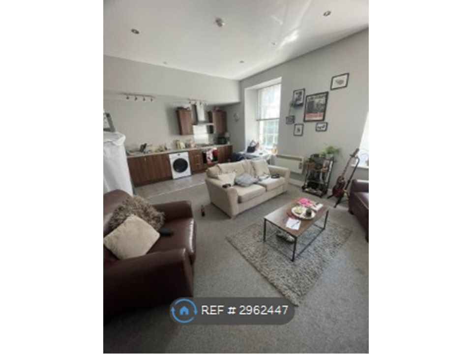 Property photo 1 of 4
