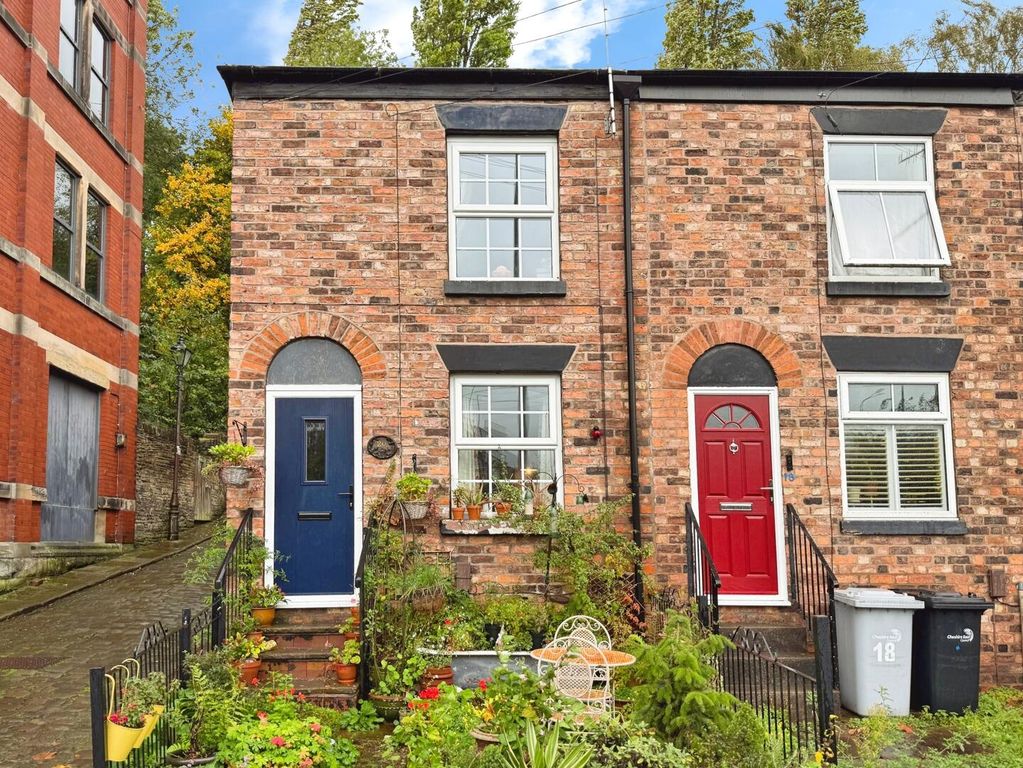 Property photo 1 of 17 Front (Exterior)