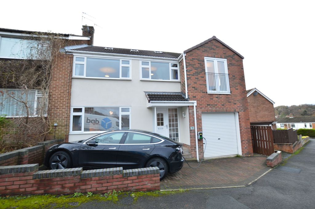 Property photo 1 of 17 External Front