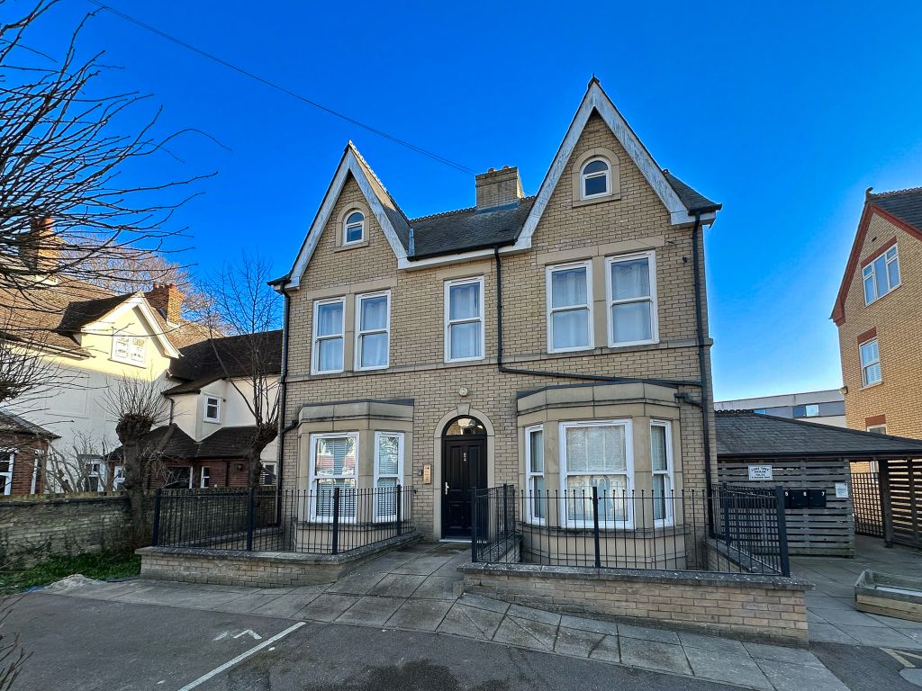 Property photo 1 of 9 Front