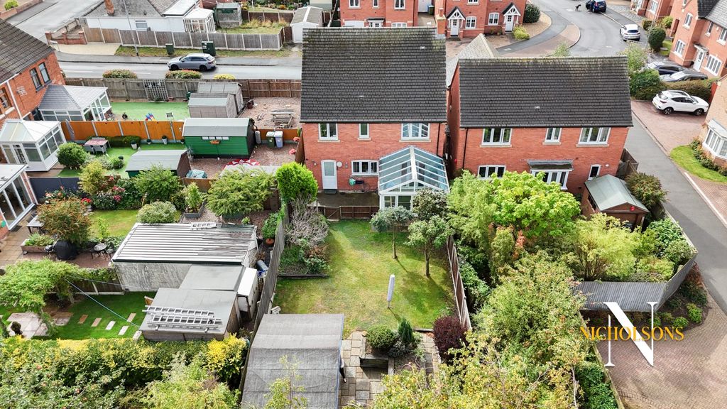 Property photo 2 of 25 4462245