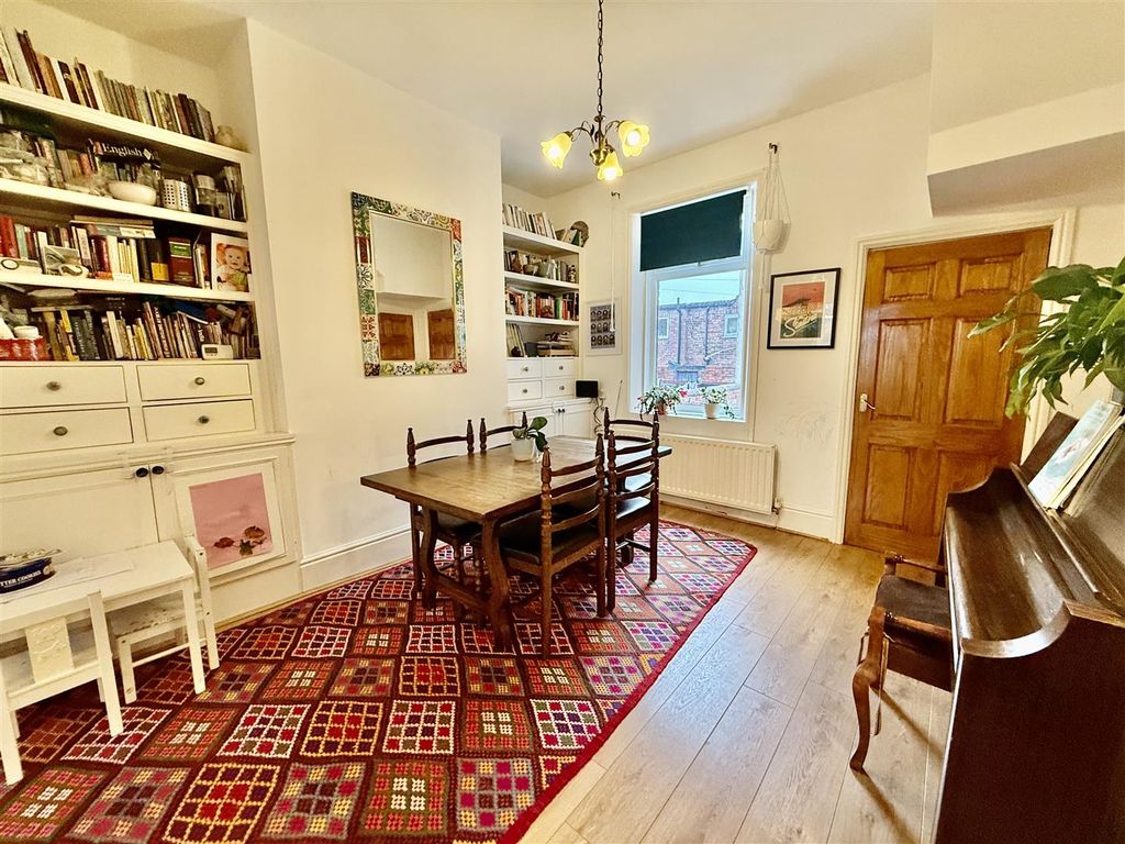 Property photo 2 of 12 Dining
