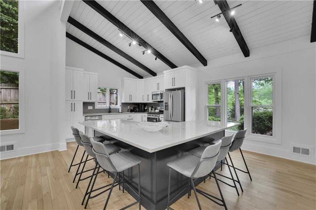 Property photo 3 of 31 <Alttext/>