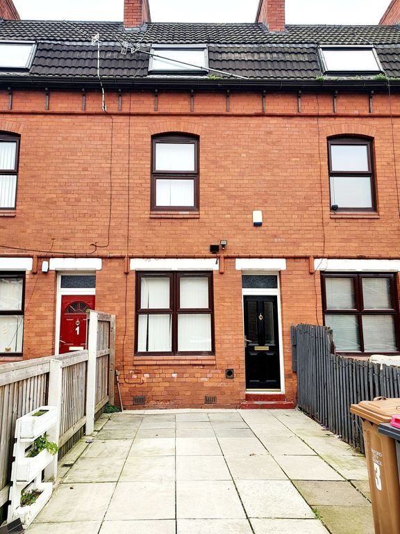 Property photo 2 of 11