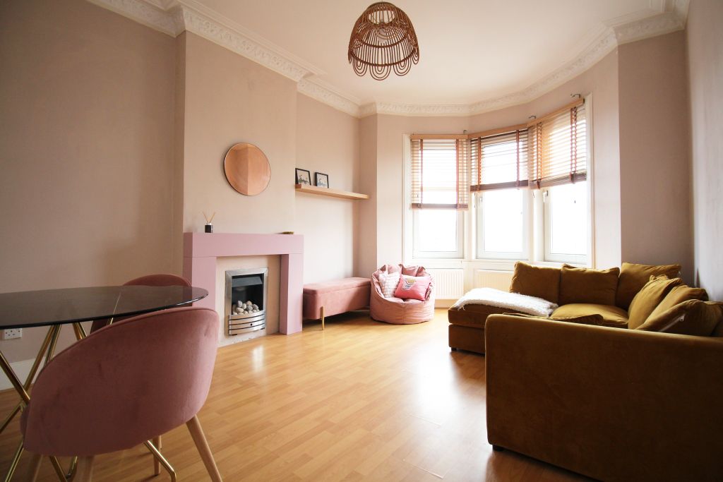 Property photo 2 of 9 Photo 2