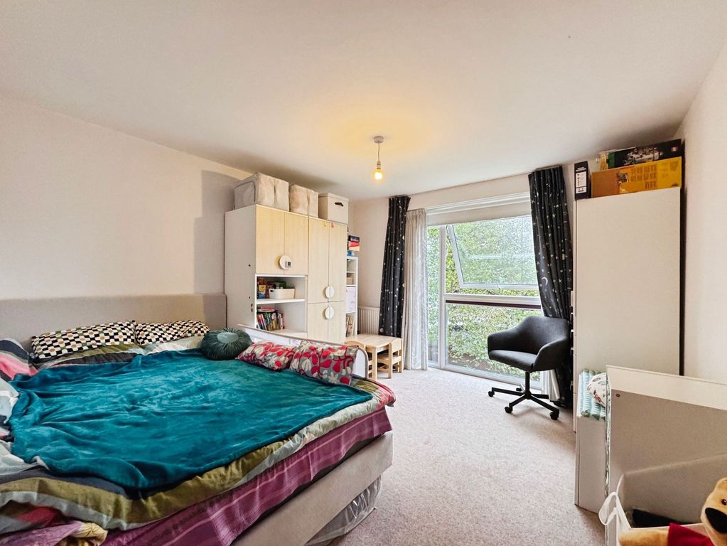 Property photo 3 of 11 Bedroom