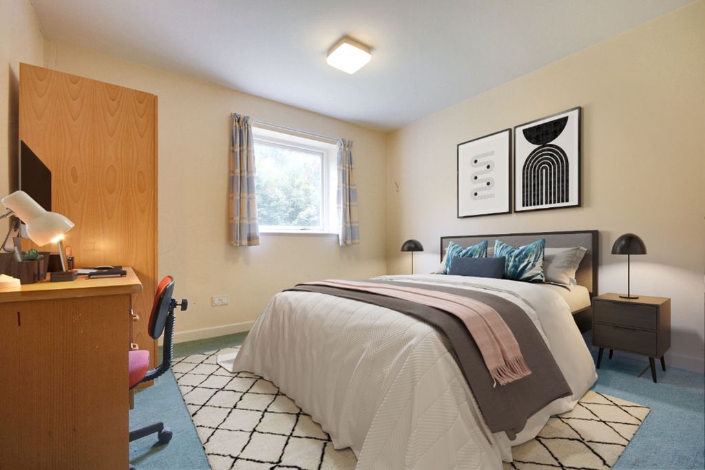 Property photo 2 of 9 Bedroom 1