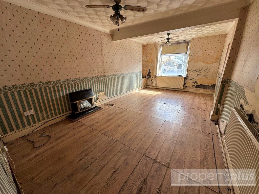 Property photo 2 of 14 Picture No. 09
