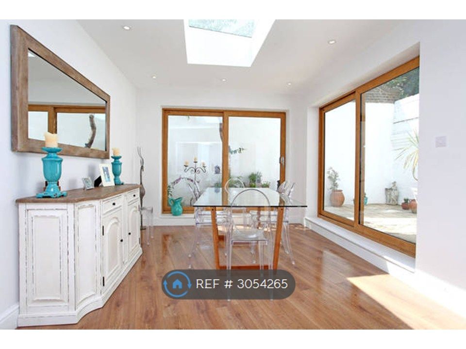 Property photo 3 of 14 Kitchen Diner