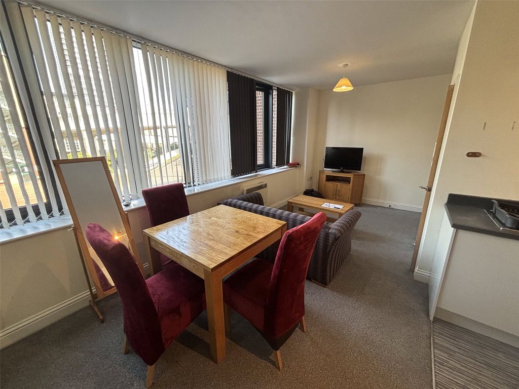 Property photo 2 of 5 Picture No. 04
