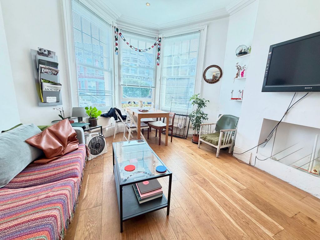 Property photo 3 of 19