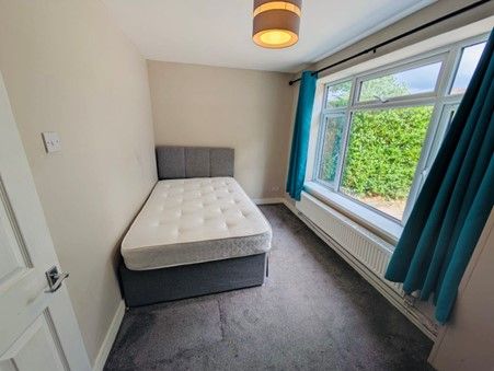 Property photo 3 of 3