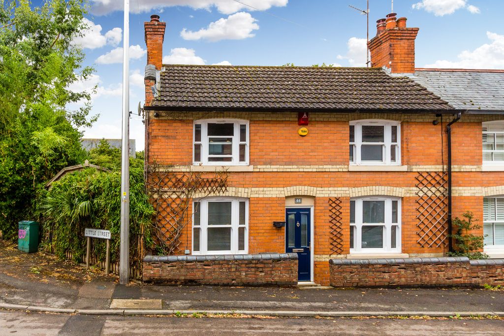 Property photo 1 of 14 Front