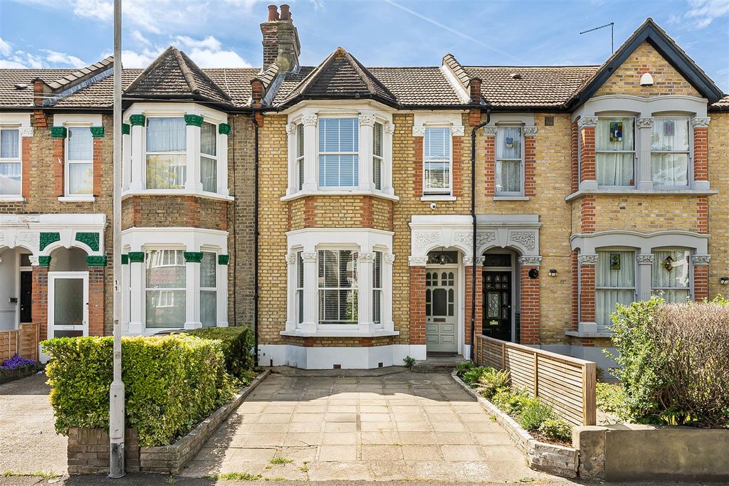 Property photo 1 of 33