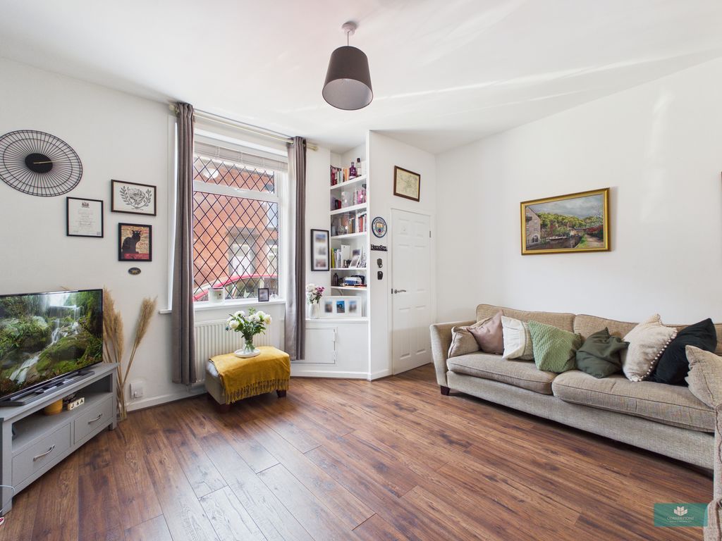 Property photo 3 of 15 Photo 2