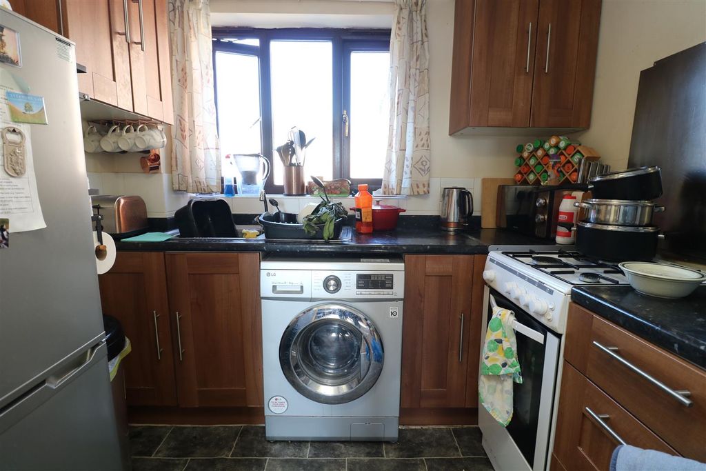 Property photo 3 of 8 Img_8374.Jpg