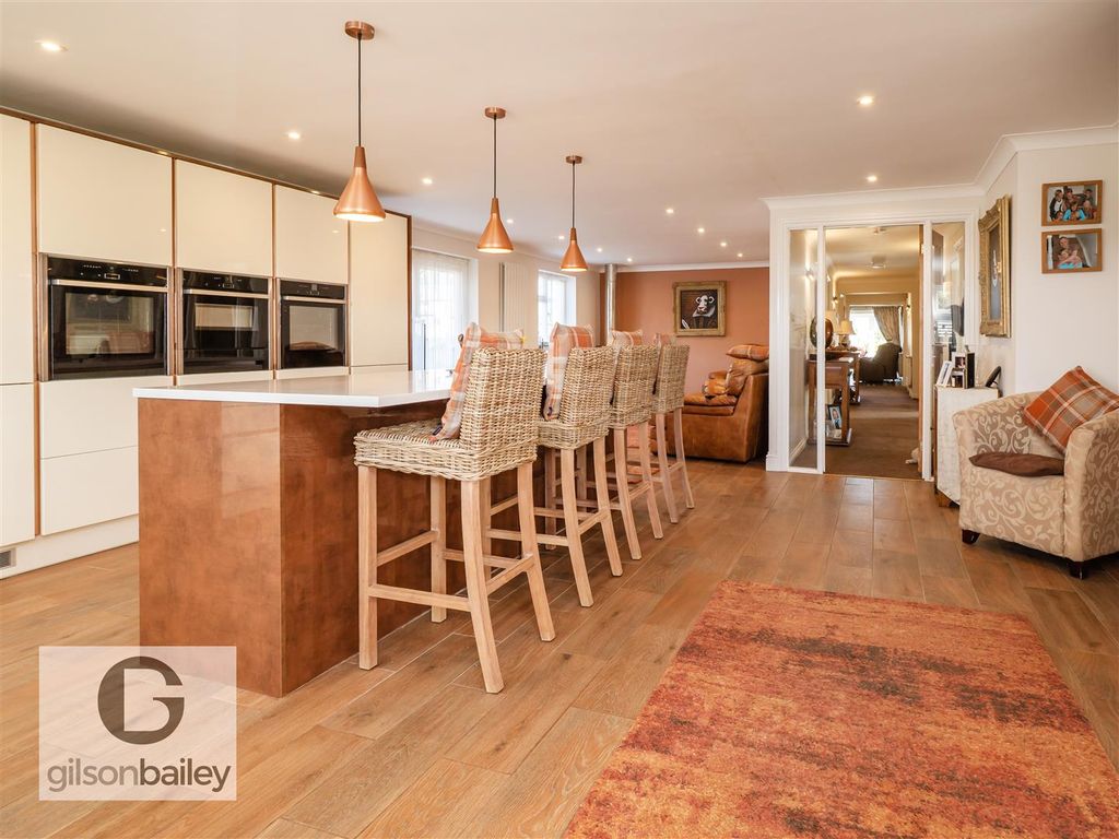 Property photo 2 of 55 Larkfield-45.Jpg