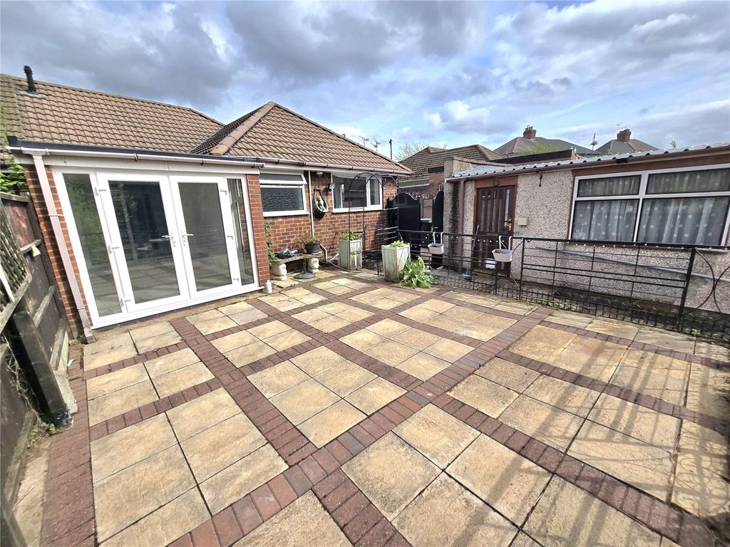 Property photo 2 of 18 Picture No. 20