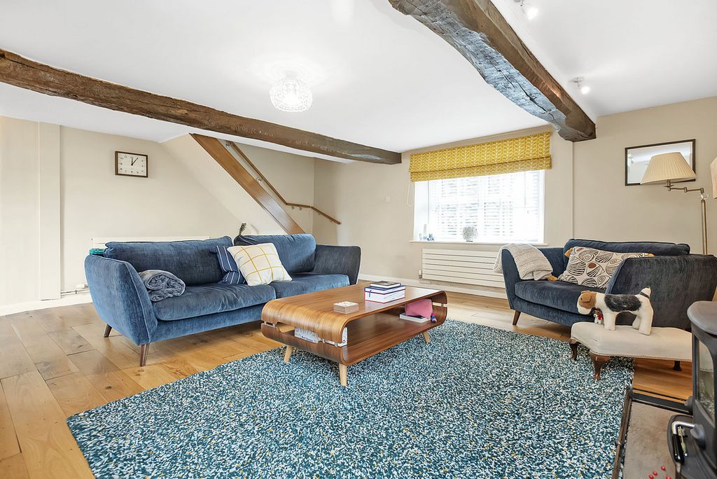 Property photo 3 of 21