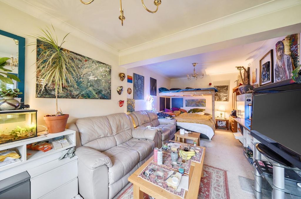 Property photo 2 of 15 Davidson Frost-Wellings, Dfw, Kenton Lane, Living