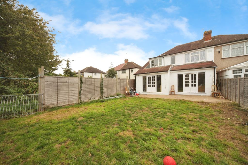 Property photo 2 of 18