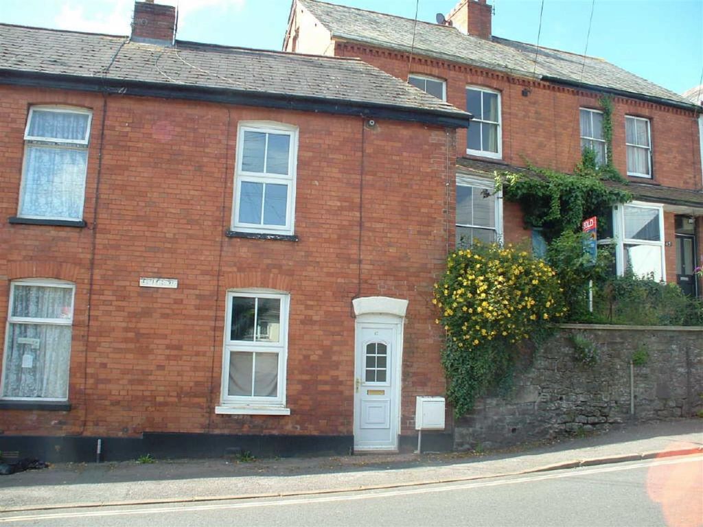 Property photo 1 of 8