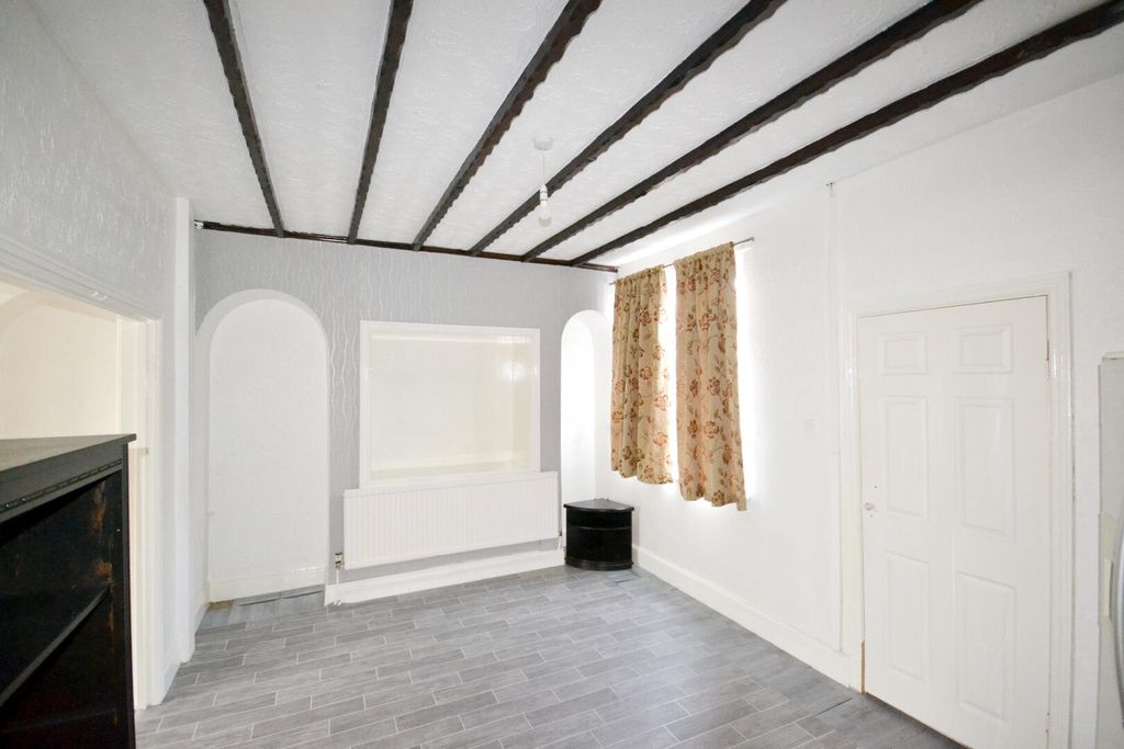 Property photo 2 of 6 Dining Room