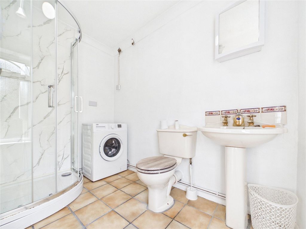 Additional image 11 of 3 bed semi-detached house to rentMeadow View Road, Sudbury, Suffolk CO10