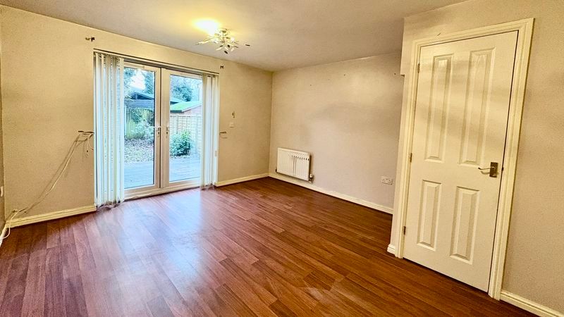 Property photo 3 of 11 Photo 4