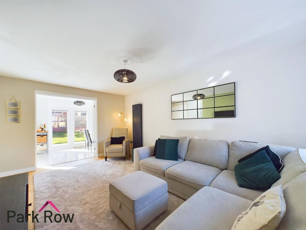 Property photo 2 of 24