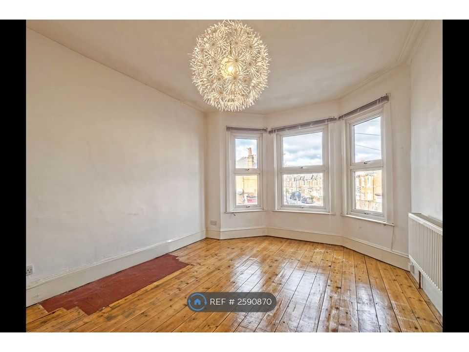 Property photo 1 of 16 Bedroom 3