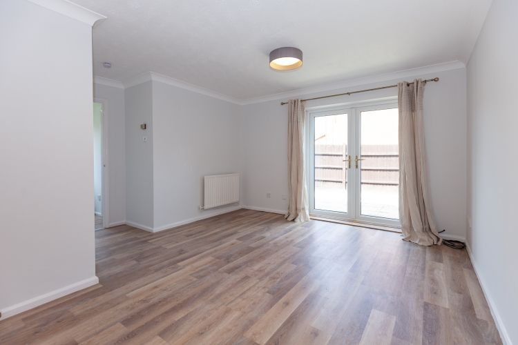 Property photo 3 of 7 223127