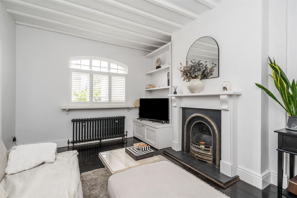 Property photo 3 of 19 127 Kineton Green Road_16.Jpg