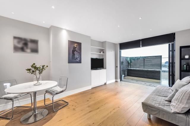 Property photo 1 of 11 Reception Room