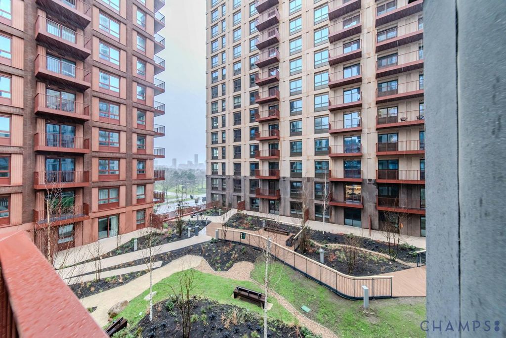 Property photo 1 of 3 1 Bed Flat To Rent Northam Tower, London Se10