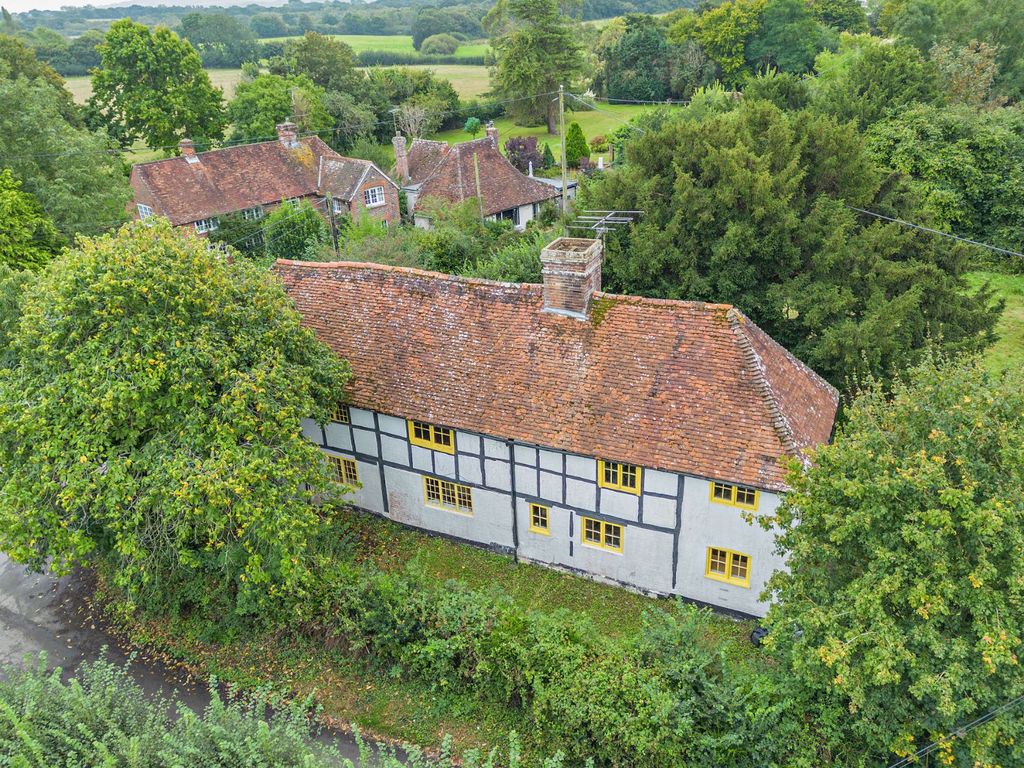 Property photo 1 of 11 Corner House