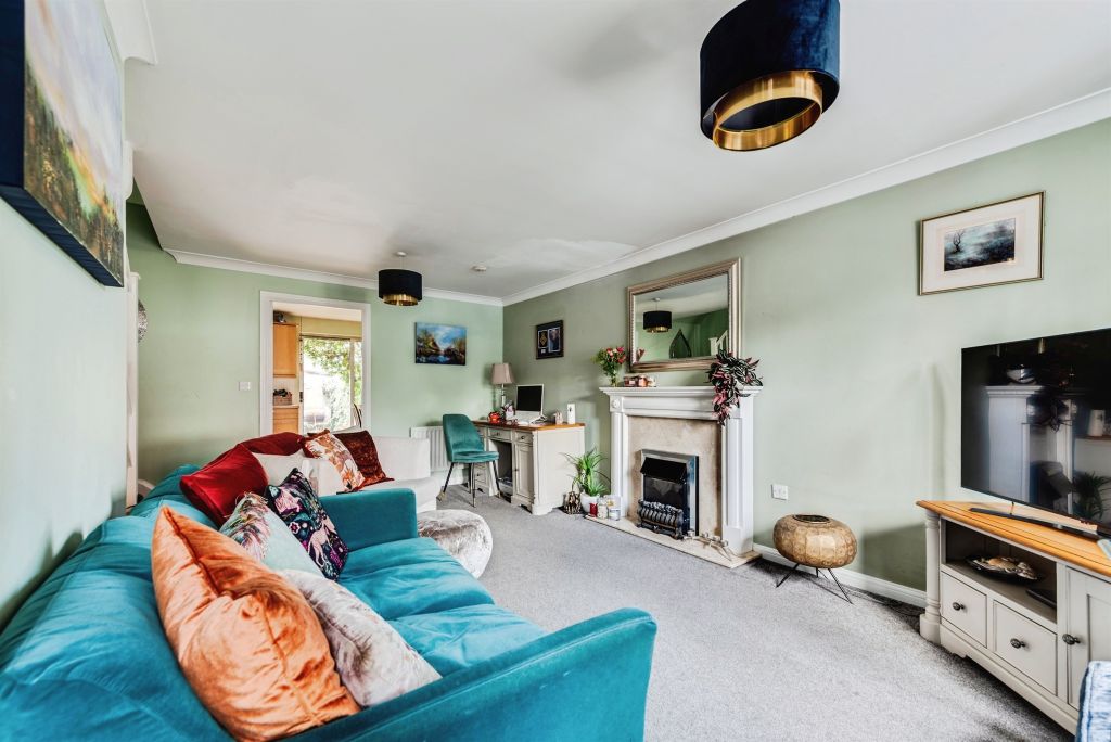 Property photo 3 of 14