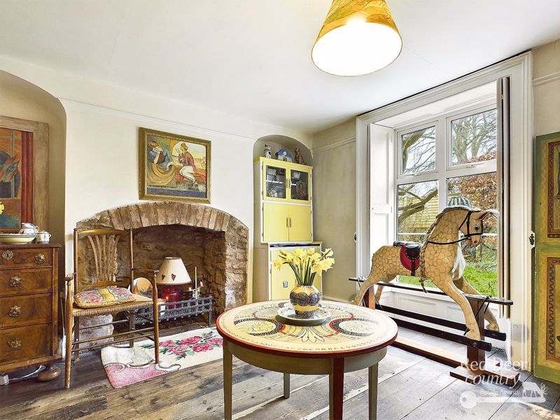 Property photo 2 of 25 Drawing Room