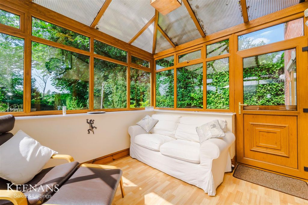 Property photo 3 of 54 6.Jpg