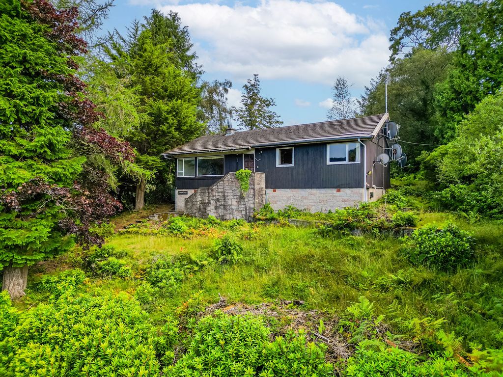 Property photo 1 of 25