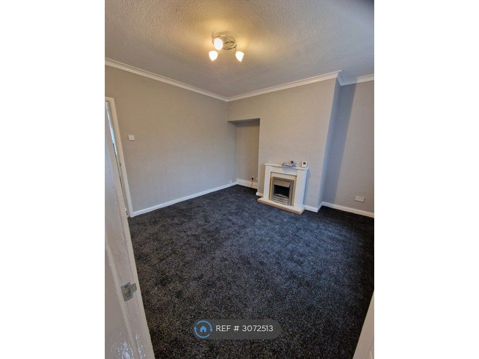 Property photo 3 of 27