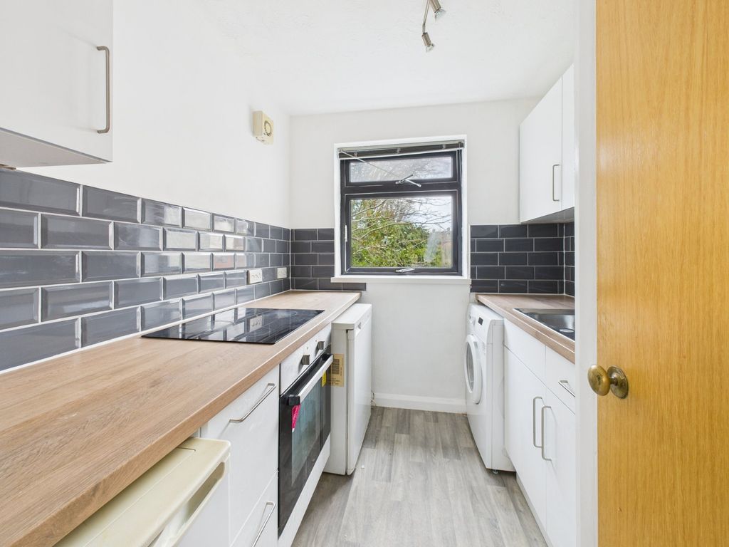 Property photo 2 of 6 Picture No. 01