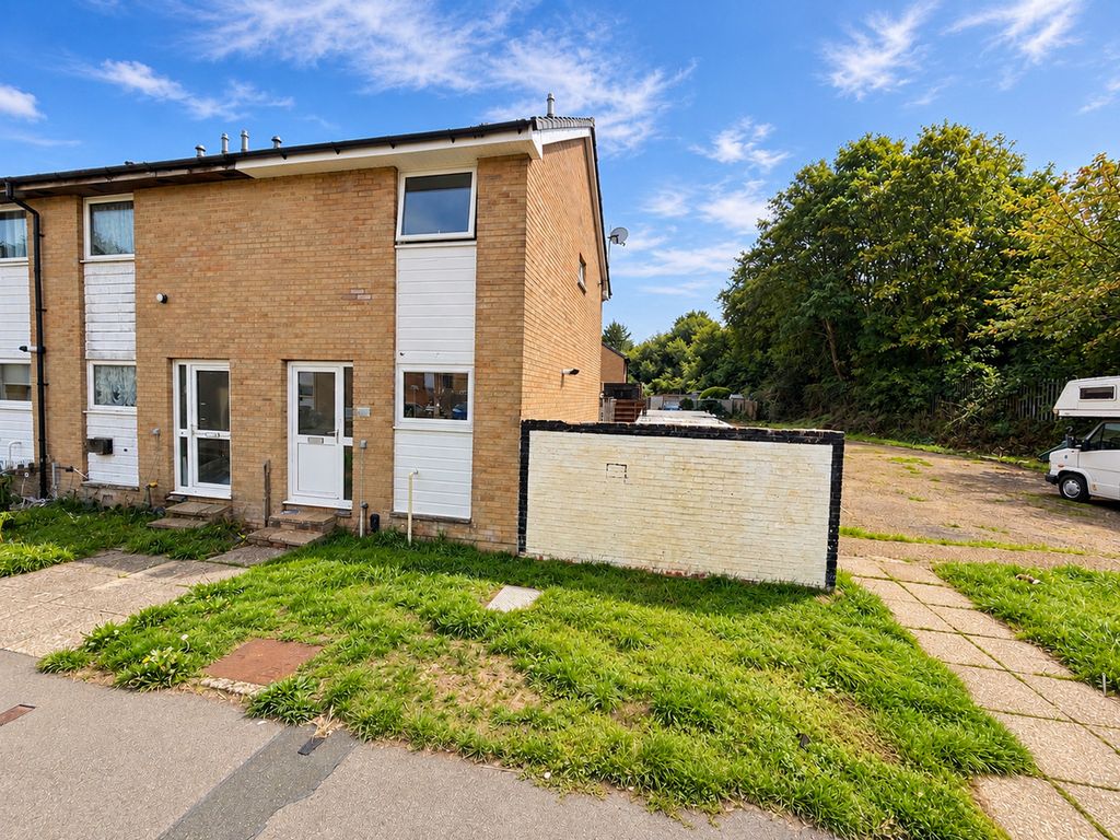 Property photo 2 of 11