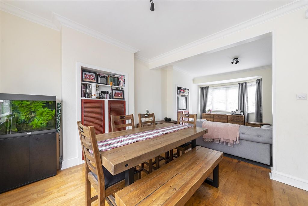 Property photo 3 of 17 Helliwell&amp;Co