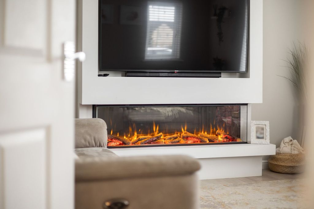 Property photo 3 of 47 Lounge